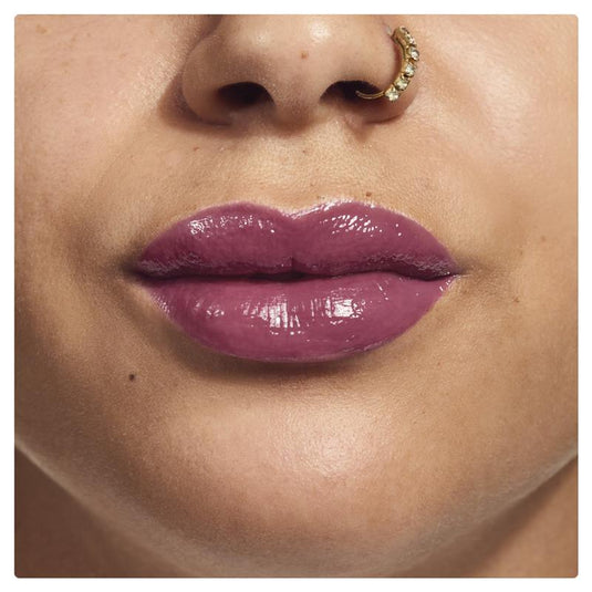Rimmel London Thrill Seeker Lip Latex 300 Main Character
