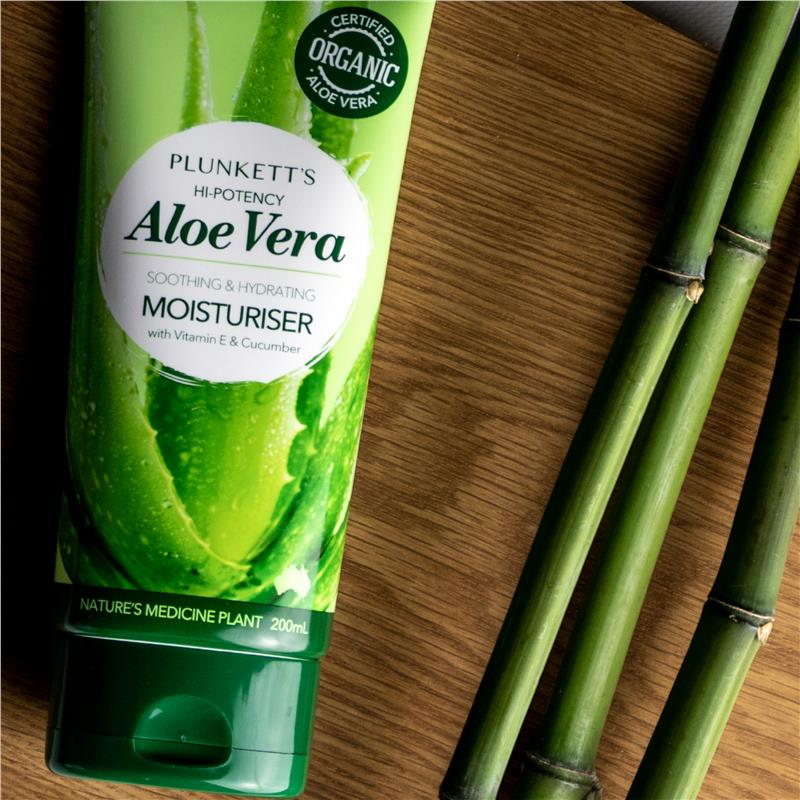 Load image into Gallery viewer, Plunketts Hi-Potency Aloe Vera Soothing &amp; Hydrating Moisturiser 200ml
