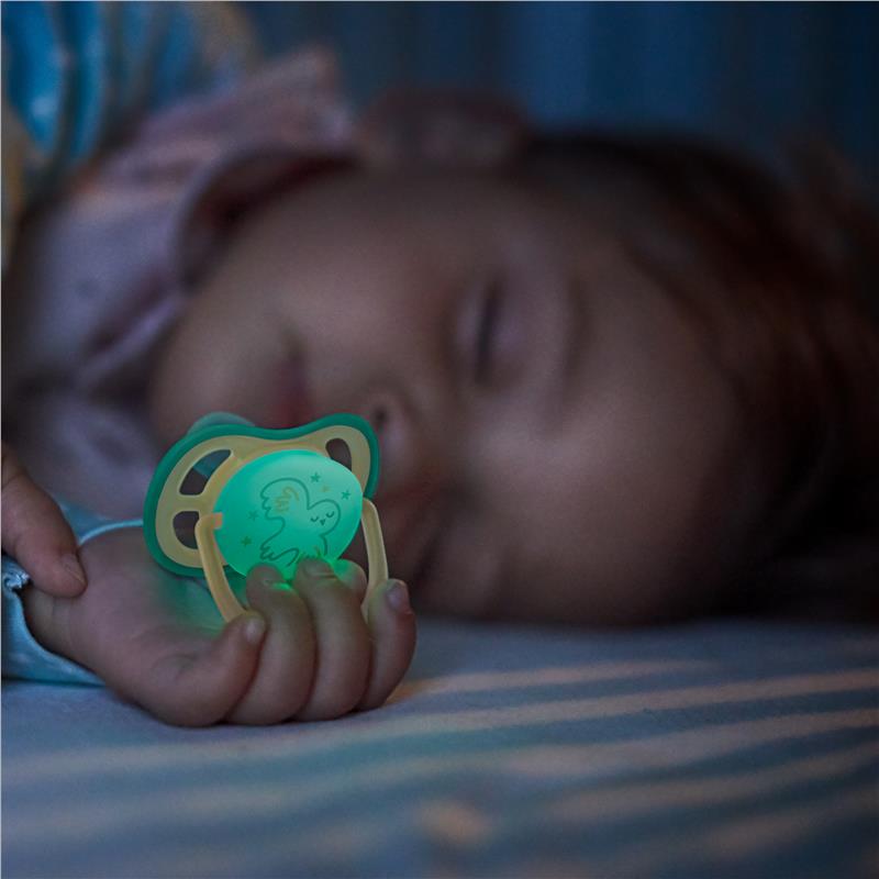 Load image into Gallery viewer, Avent Ultra Air Night Soother 0-6 Months 2 Pack
