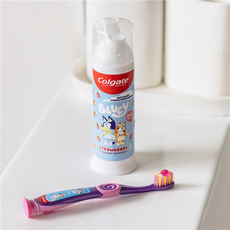 Load image into Gallery viewer, Colgate Toothpaste Kids Strawberry Pump 85g
