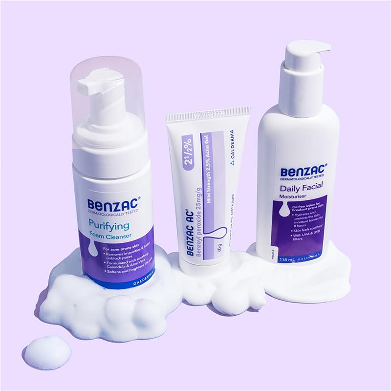 Load image into Gallery viewer, Benzac Purifying Foam Cleanser 130ml
