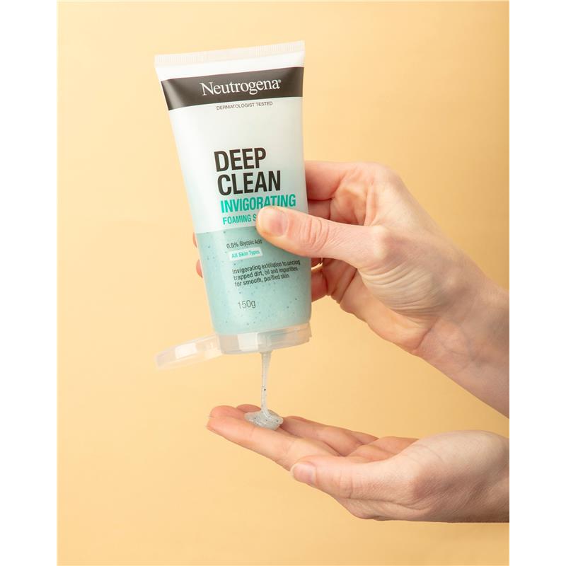 Load image into Gallery viewer, Neutrogena Deep Clean Invigorating Foam Scrub 150g
