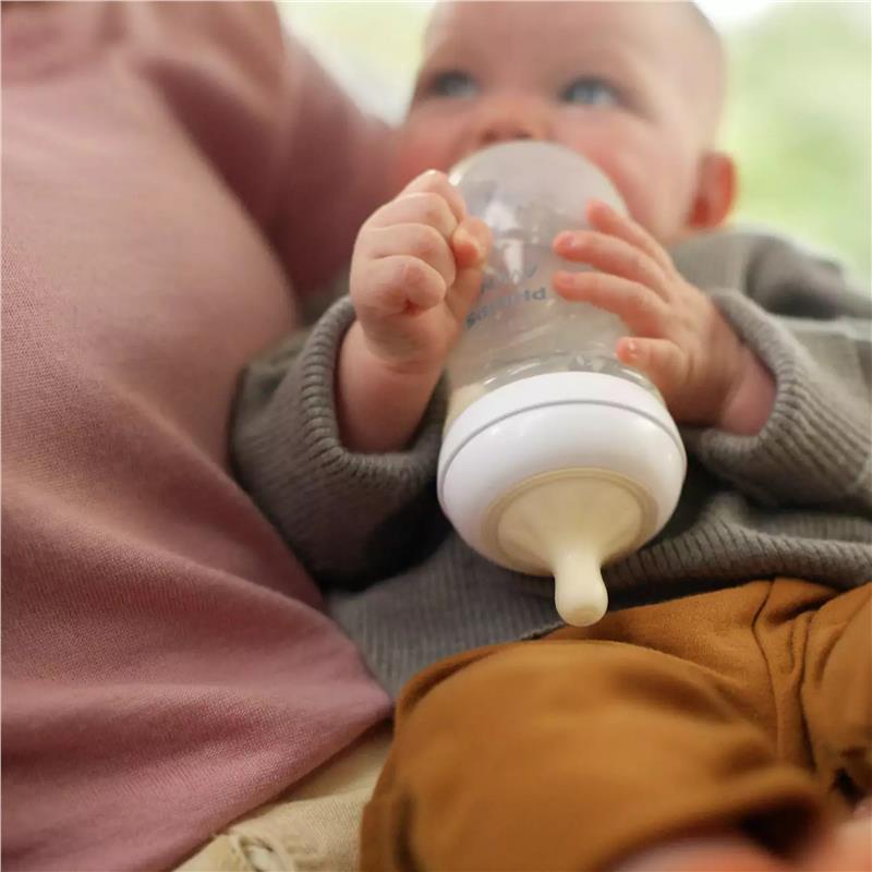 Load image into Gallery viewer, Avent Natural Response Teats 3 month+ Flow 4 2 Pack
