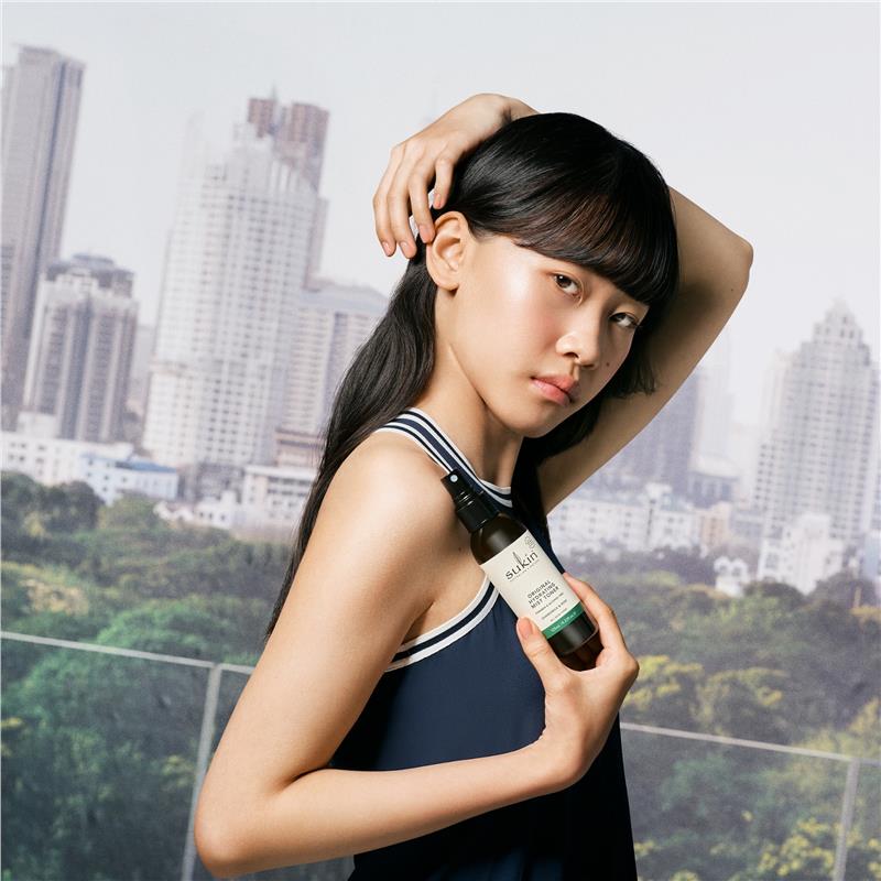 Load image into Gallery viewer, Sukin Signature Hydrating Mist Toner 125ml

