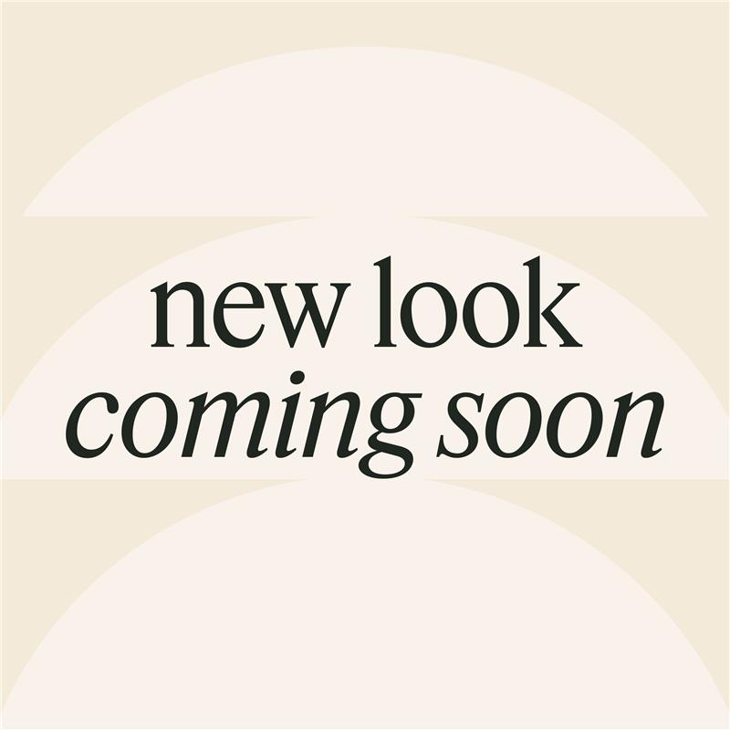 Load image into Gallery viewer, Essano Super Glow Vitamin C Gel Cleanser 125ml
