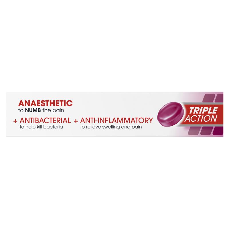 Load image into Gallery viewer, Difflam Plus Anaesthetic Sugar Free Wild Berry 16 Lozenges
