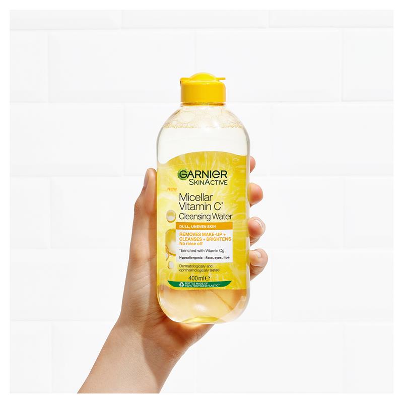 Load image into Gallery viewer, Garnier Micellar Vitamin C Cleansing Water 400ml
