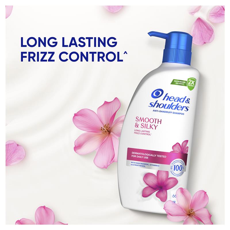 Load image into Gallery viewer, Head &amp; Shoulders Smooth &amp; Silky Shampoo 660ml
