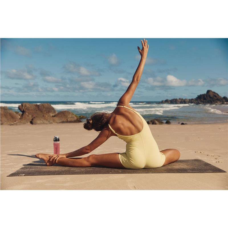 Load image into Gallery viewer, WelleCo The HydroProtein Elixir Pomegranate &amp; Blackcurrant 270g Jar
