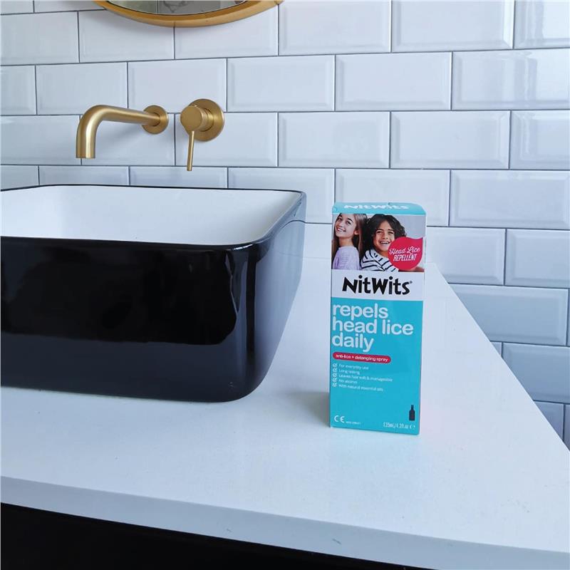 Load image into Gallery viewer, Nitwits Head Lice Anti Lice &amp; Detangling Spray 125ml
