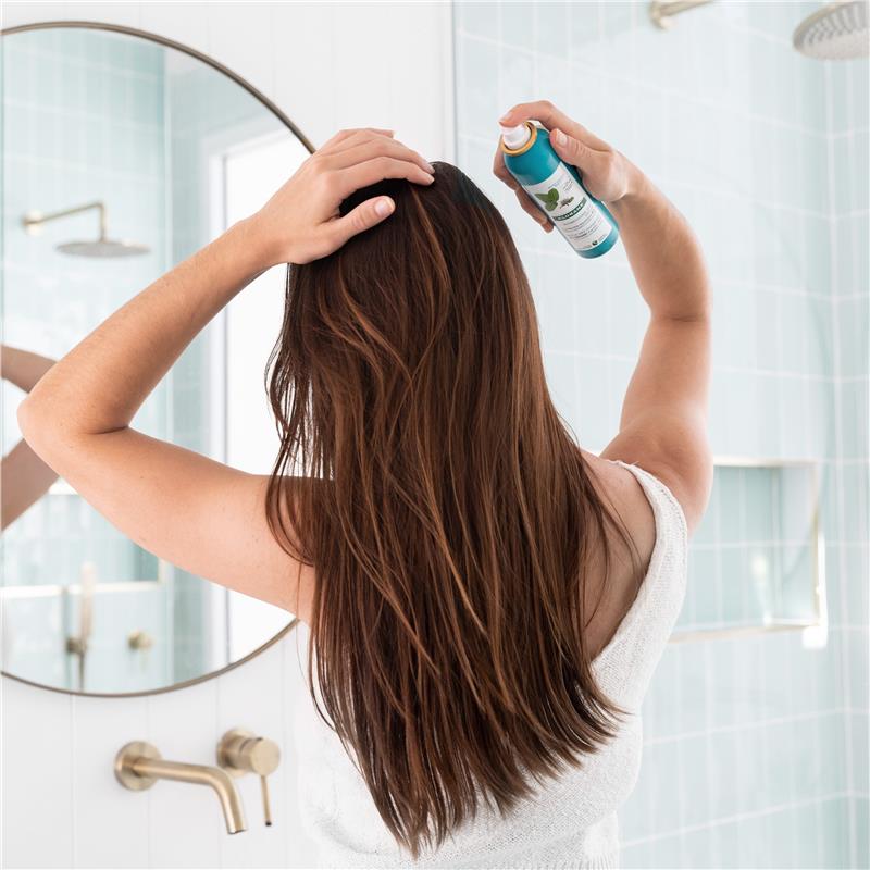 Load image into Gallery viewer, Klorane Aquatic Mint Dry Shampoo 150ml - Scalp Detox
