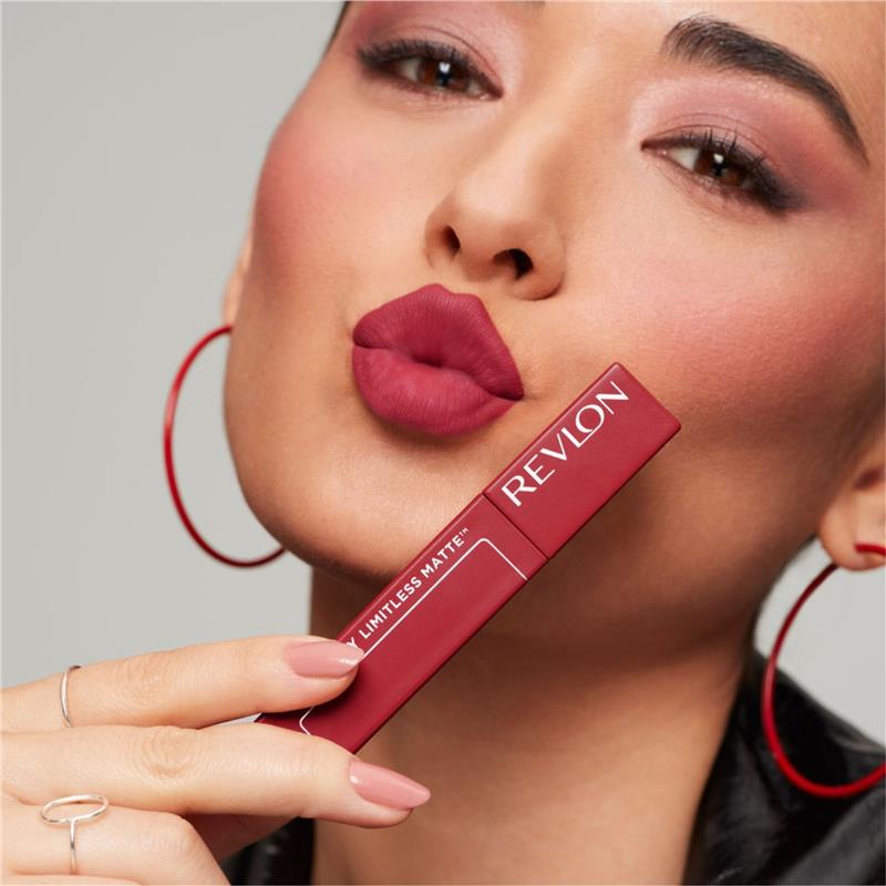 Load image into Gallery viewer, Revlon Colorstay Limitless Matte Lipstick Dream Job
