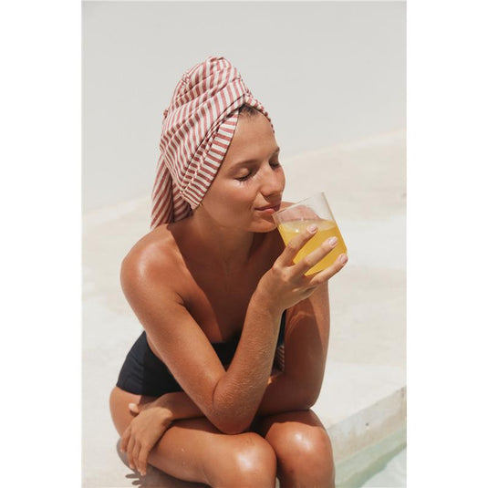 WelleCo The HydroProtein Elixir Passionfruit 270g Jar