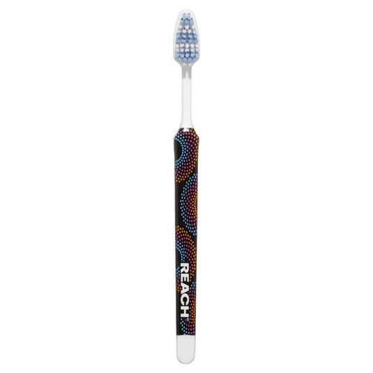 Reach Toothbrush Superb Clean Between Teeth Medium 3 Pack