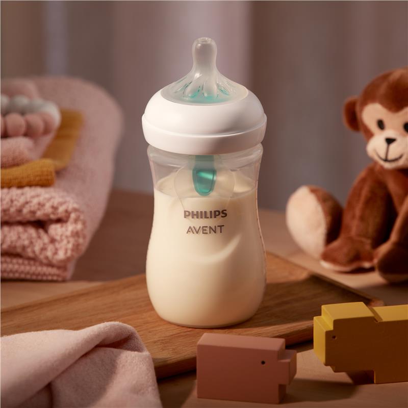 Load image into Gallery viewer, Avent Natural Response Feeding Bottle with AirFree Vent 260ml

