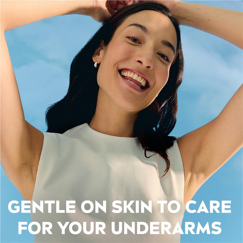 Load image into Gallery viewer, NIVEA Women Deodorant Roll On Pure Invisible 50ml
