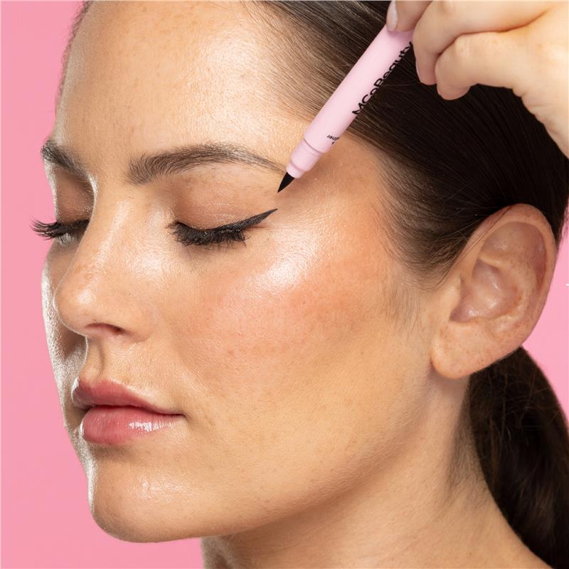 Load image into Gallery viewer, MCoBeauty Mini Winged Eyeliner Black
