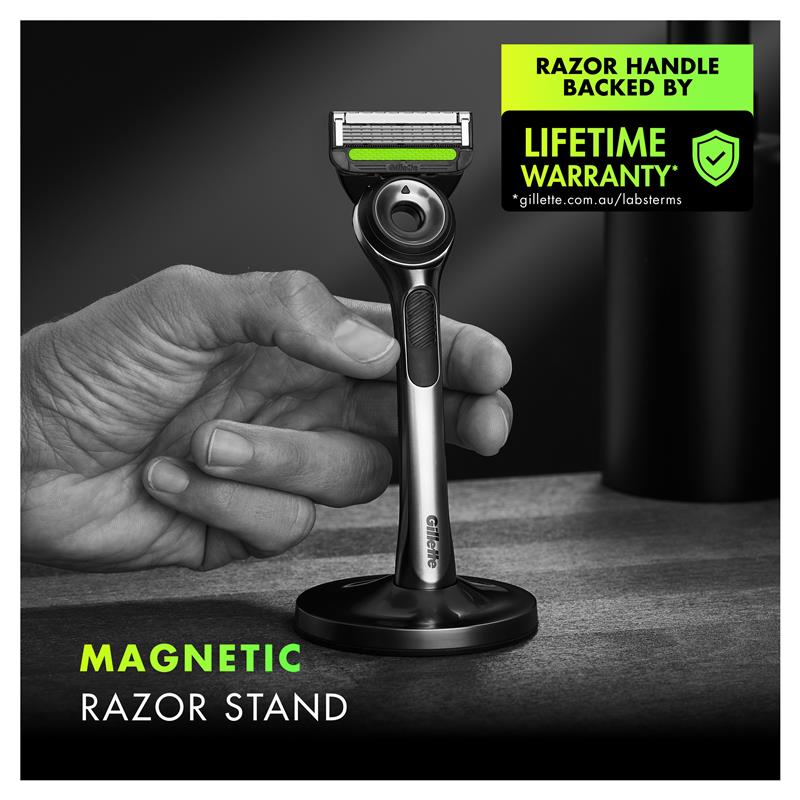 Load image into Gallery viewer, Gillette Labs Exfoliating Razor with Magnetic Stand + 4 Blade Refills
