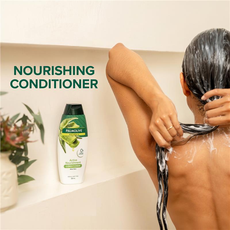 Load image into Gallery viewer, Palmolive Naturals Active Nourishment Normal Hair Conditioner Aloe Vera &amp; Fruit Vitamins 350mL
