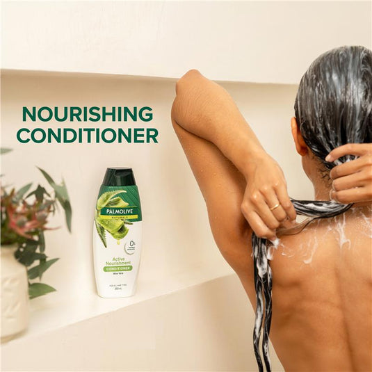 Palmolive Naturals Active Nourishment Normal Hair Conditioner Aloe Vera & Fruit Vitamins 350mL