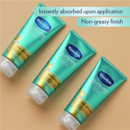 Vaseline Gluta-Hya Serum Boost Lotion Smoothing Perfector 200ml