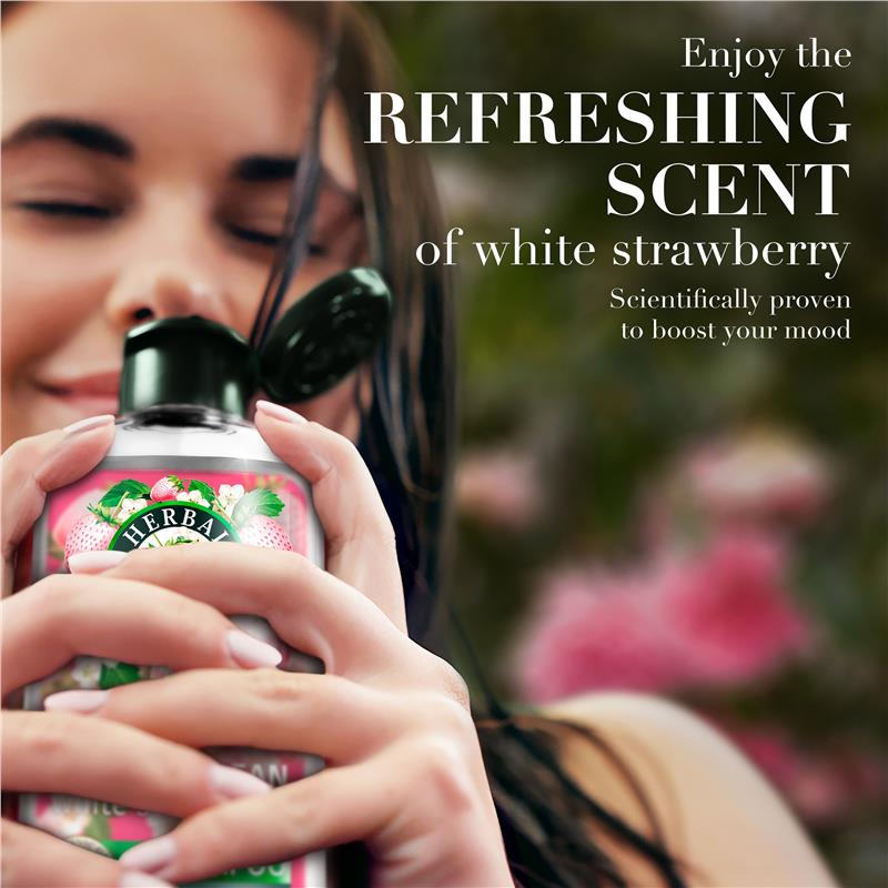 Load image into Gallery viewer, Herbal Essences Bio Renew White Strawberry &amp; Mint Shampoo 400ml
