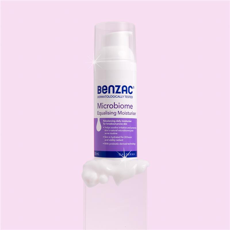 Load image into Gallery viewer, Benzac Microbiome Equalising Moisturiser 50ml
