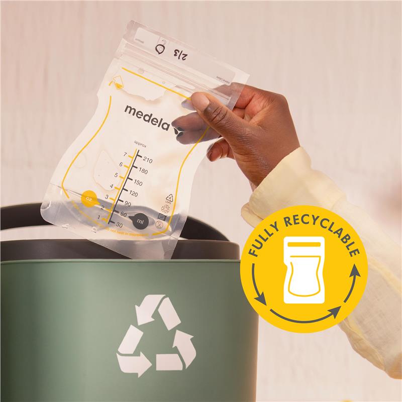 Load image into Gallery viewer, Medela Easy Pour Breast Milk Storage Bags 50 Pack
