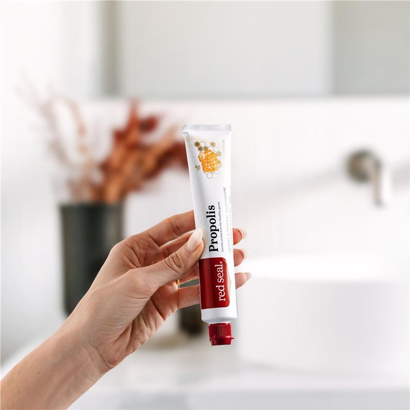 Load image into Gallery viewer, Red Seal Toothpaste Propolis
