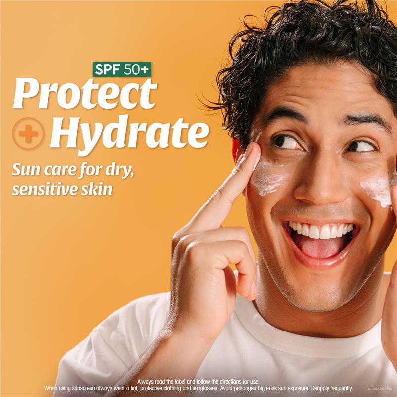 Load image into Gallery viewer, DermaVeen Sensitive Sun Invisible Fluid SPF50+ 50ml
