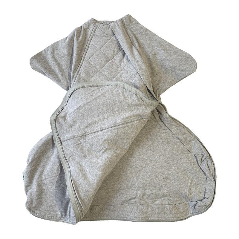 Load image into Gallery viewer, Baby Loves Sleep - 2.5 TOG Winter - Sleepy Hugs Extra-Wide Sleep Sack - Cool Grey 0-3M
