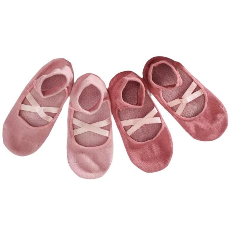 Load image into Gallery viewer, High Heel Jungle Good Pointe Premium Combed Cotton Full Grip Pilates/Yoga Sock Blush/Pink Bundle
