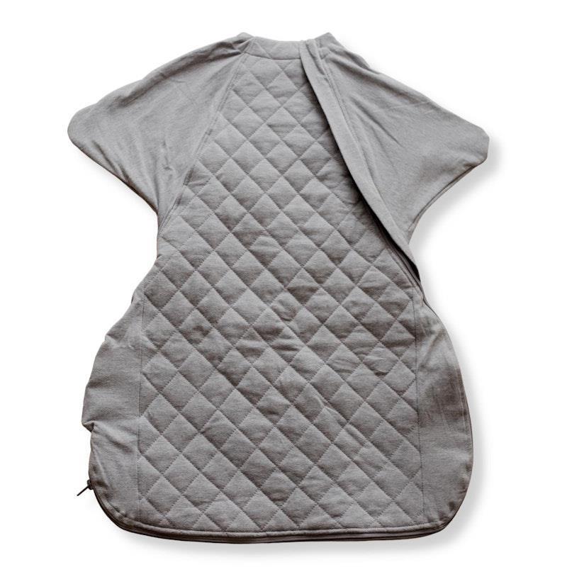 Load image into Gallery viewer, Baby Loves Sleep - 2.5 TOG Winter - Sleepy Hugs Original Warm - Cool Grey 6-12M
