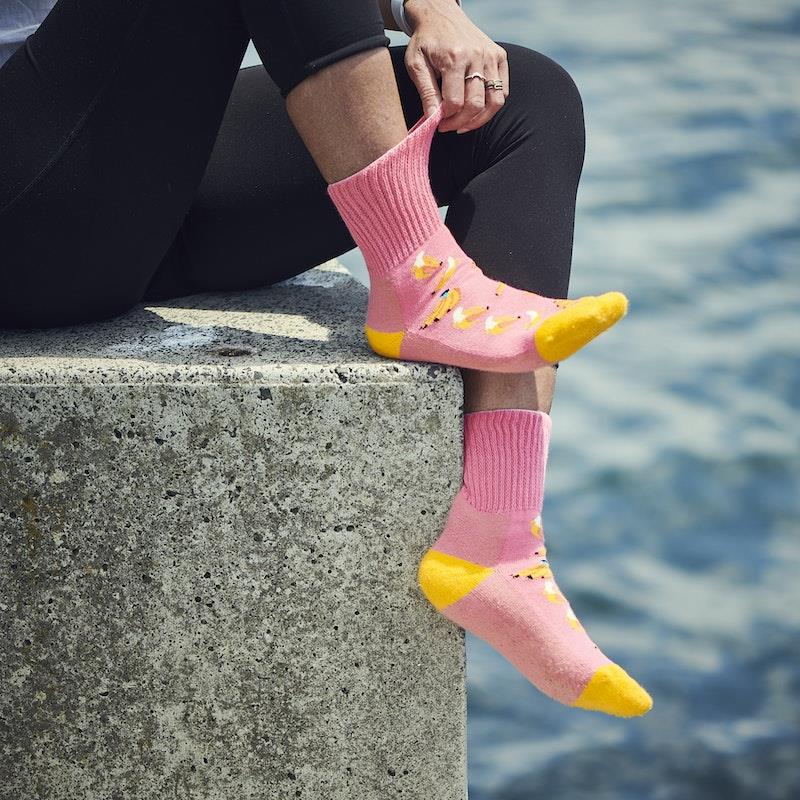 Load image into Gallery viewer, Glucology Copper based Socks 2 Pairs Small/ Bananas
