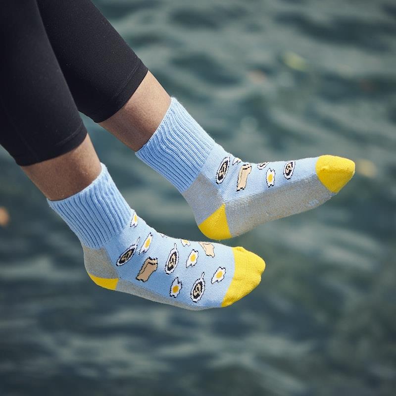 Load image into Gallery viewer, Glucology Copper based Socks 2 Pairs Medium/ Eggs

