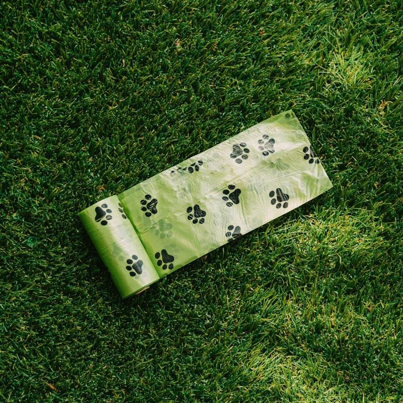 Load image into Gallery viewer, Living Today Pet Dog Poop Dispenser and 135 Biodegradable Unscented Waste Bags Bundle
