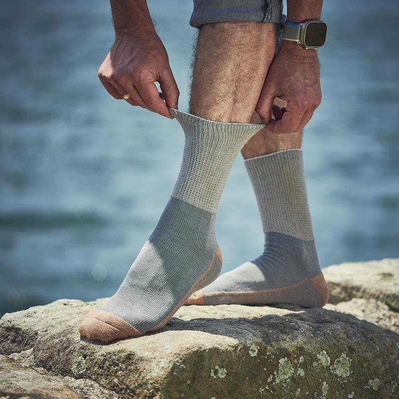 Load image into Gallery viewer, Glucology 6 Pack Mixed Classic Socks - Black White Grey Extra Large
