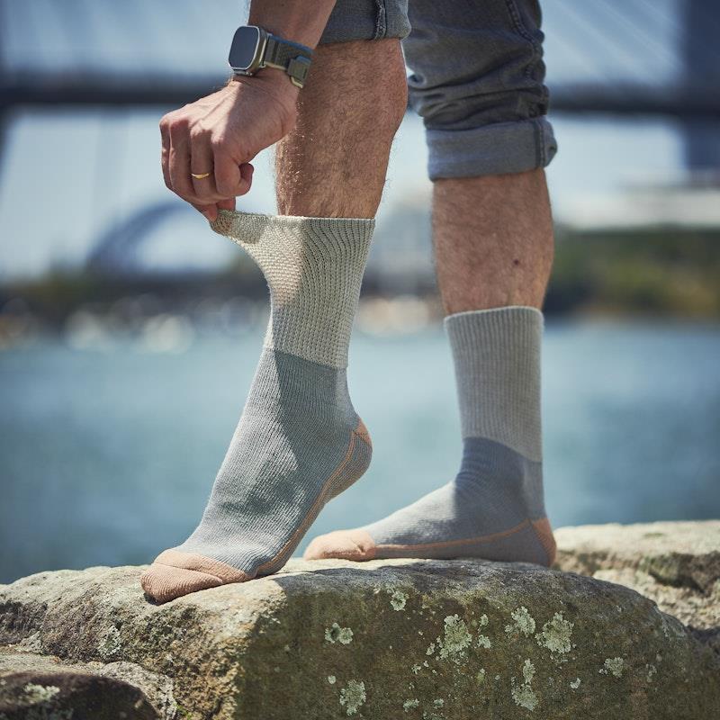 Load image into Gallery viewer, Glucology Copper Based Loose Top Classic Socks 2 Pairs Grey Small
