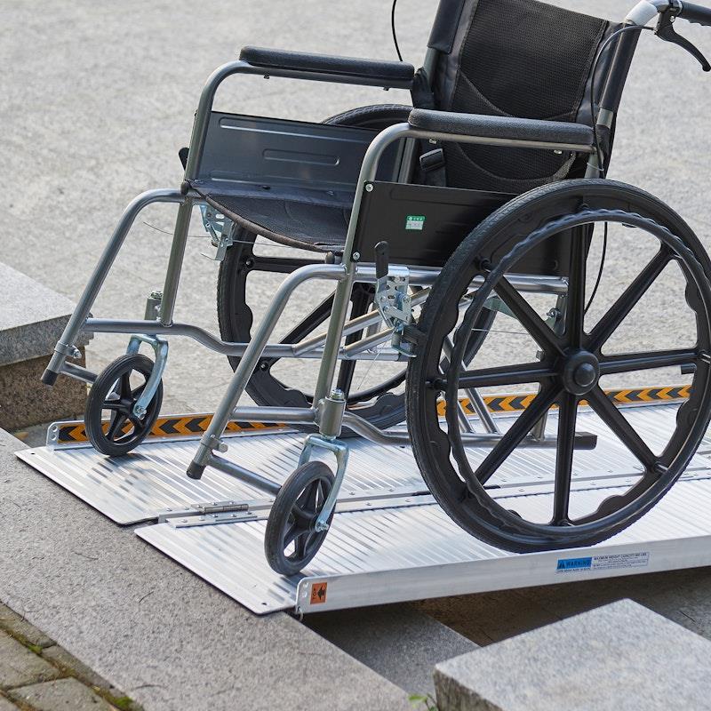 Load image into Gallery viewer, Kartrite Aluminium Foldable Wheelchair Ramp R01 5 Feet
