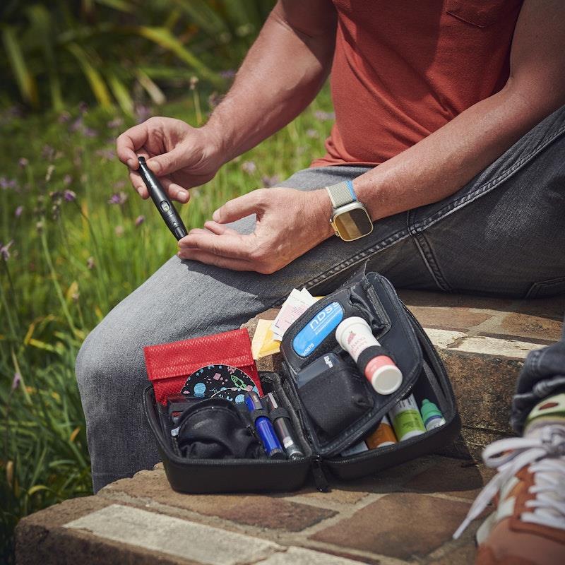 Load image into Gallery viewer, Glucology Travel Bundle Case - Plus, Red/ 2 Pen Pouch - Red/ 3 Sharps
