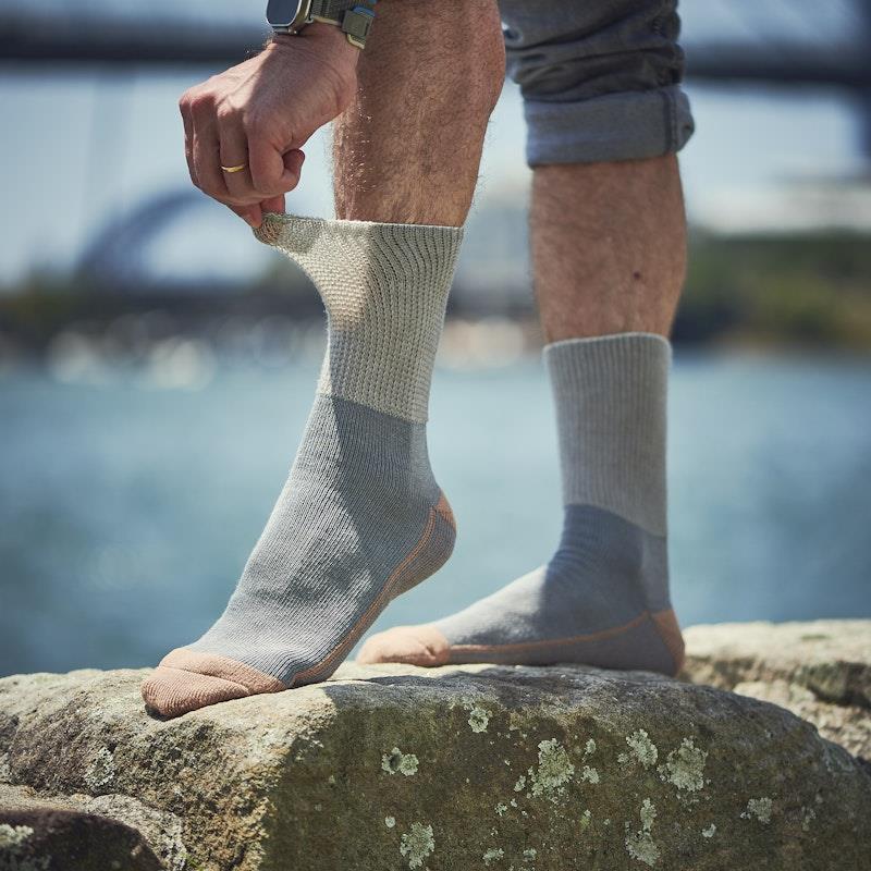 Load image into Gallery viewer, Glucology Copper Based Loose Top Classic Socks 2 Pairs Grey Large
