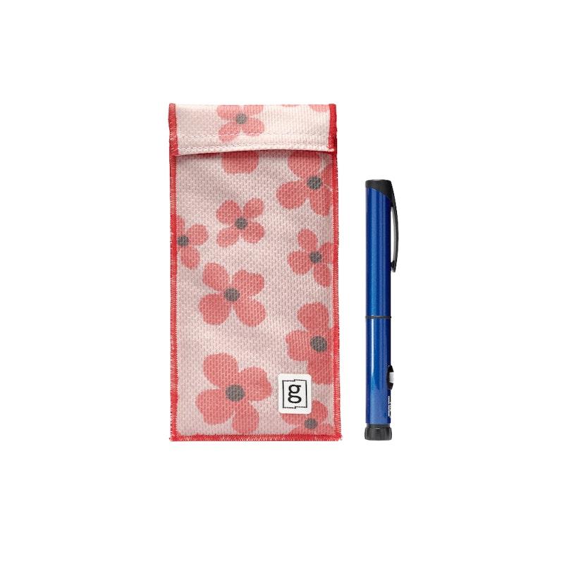 Load image into Gallery viewer, Glucology Insulin Cooling Pouch for 2 Pens Flowers
