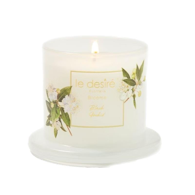 Load image into Gallery viewer, Le Desire Black Orchid - Blooms Soy Candle with Glass Cloche 120g
