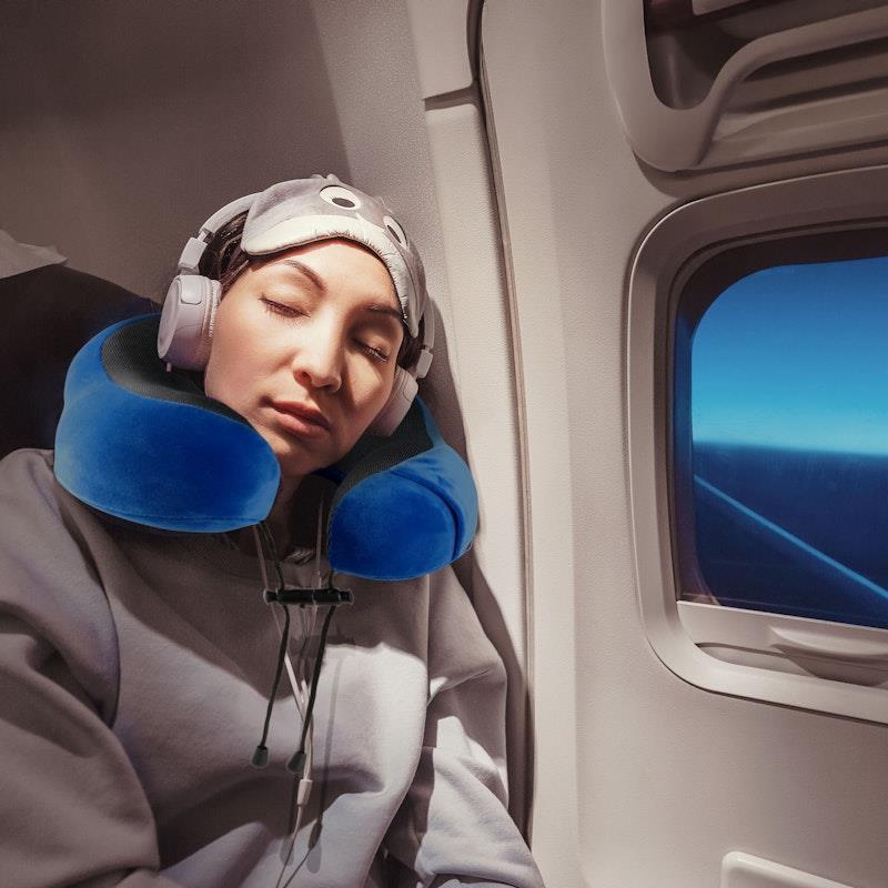 Load image into Gallery viewer, Laser Memory Foam Neck Pillow - Easy Snap Blue

