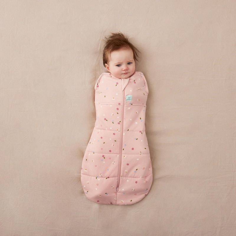 Load image into Gallery viewer, ergoPouch Cocoon Swaddle Bag 2.5 TOG Daisies 3-6Months
