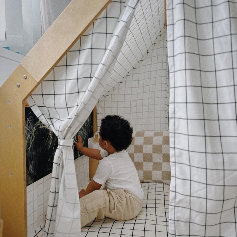 Load image into Gallery viewer, Riababy Wooden Cubby House Monochrome
