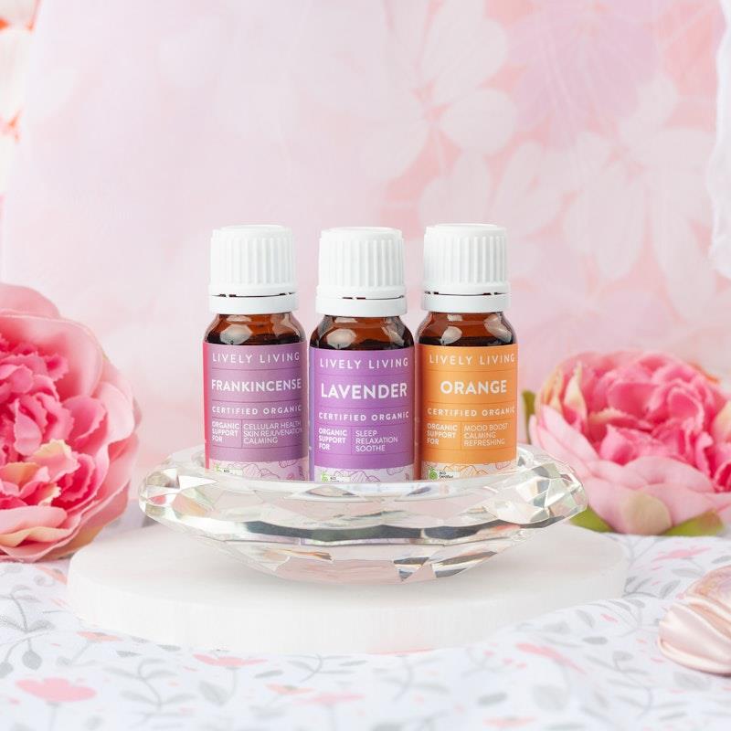 Load image into Gallery viewer, Lively Living The Core Collection Essential Oil Trio 1unit
