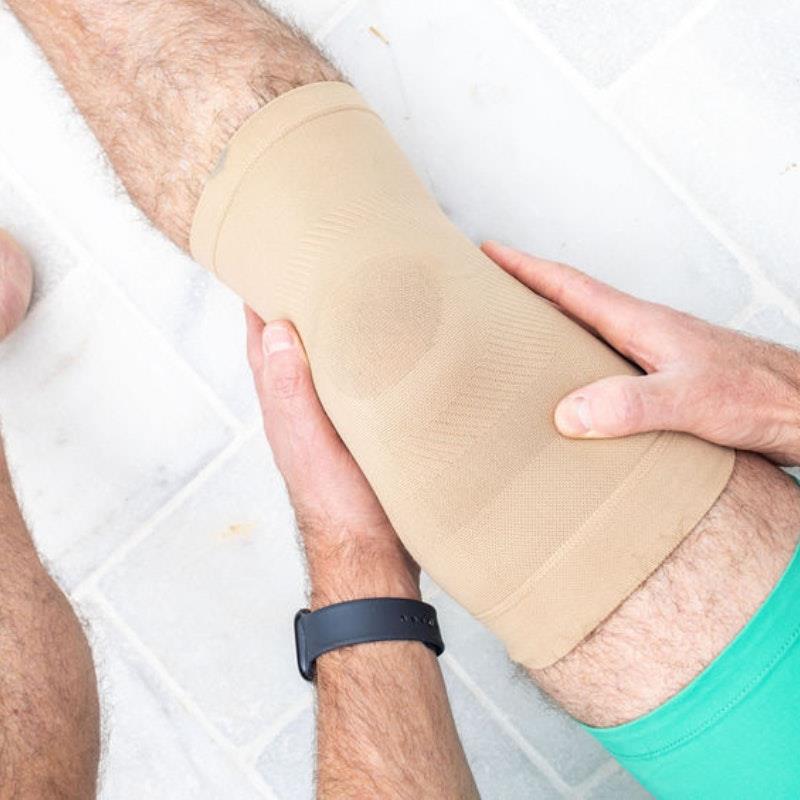 Load image into Gallery viewer, Synxplus Knee Support Sleeve Large

