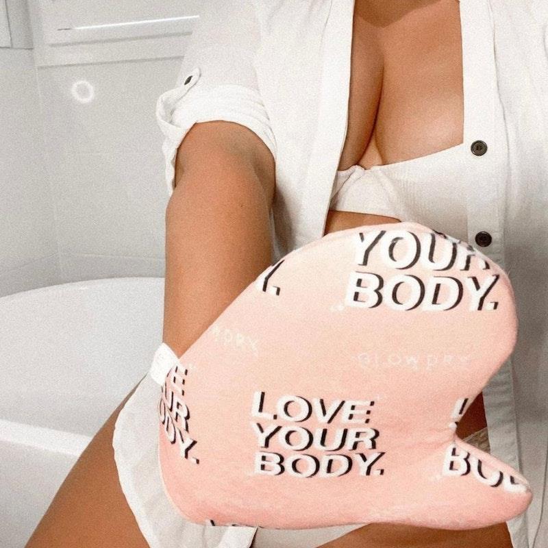 Load image into Gallery viewer, GlowMitt - Luxe Self Tanning Mitt 1pc
