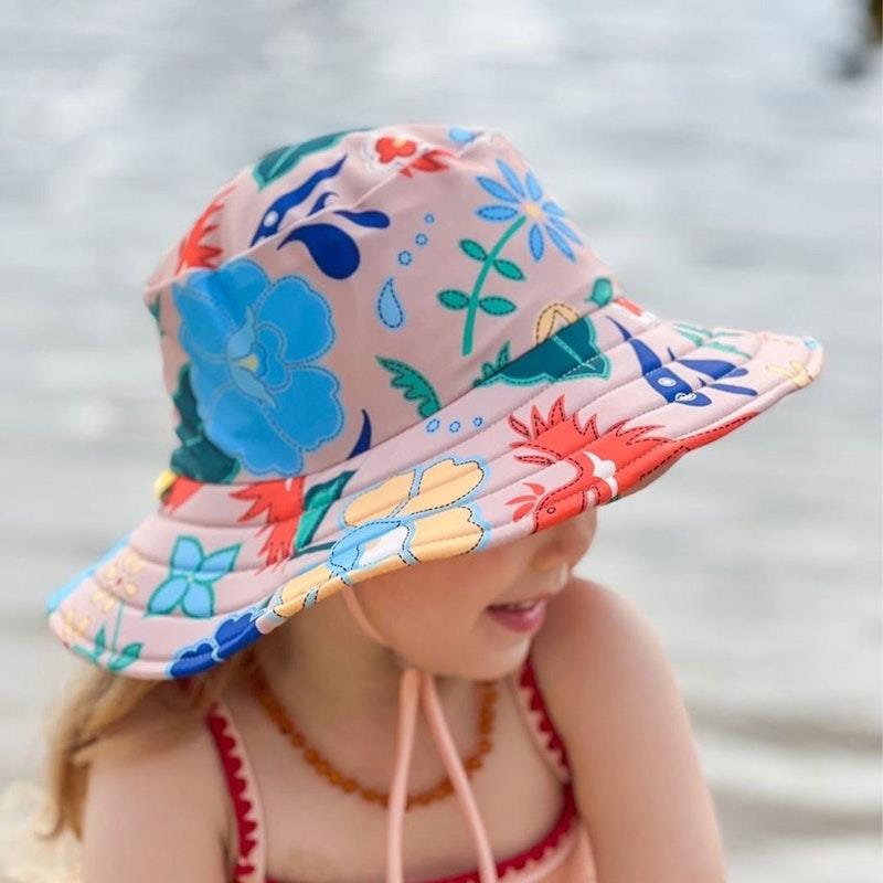 Load image into Gallery viewer, tyoub Kids Wide Brim Bucket Hat Phoenix Vanilla Large
